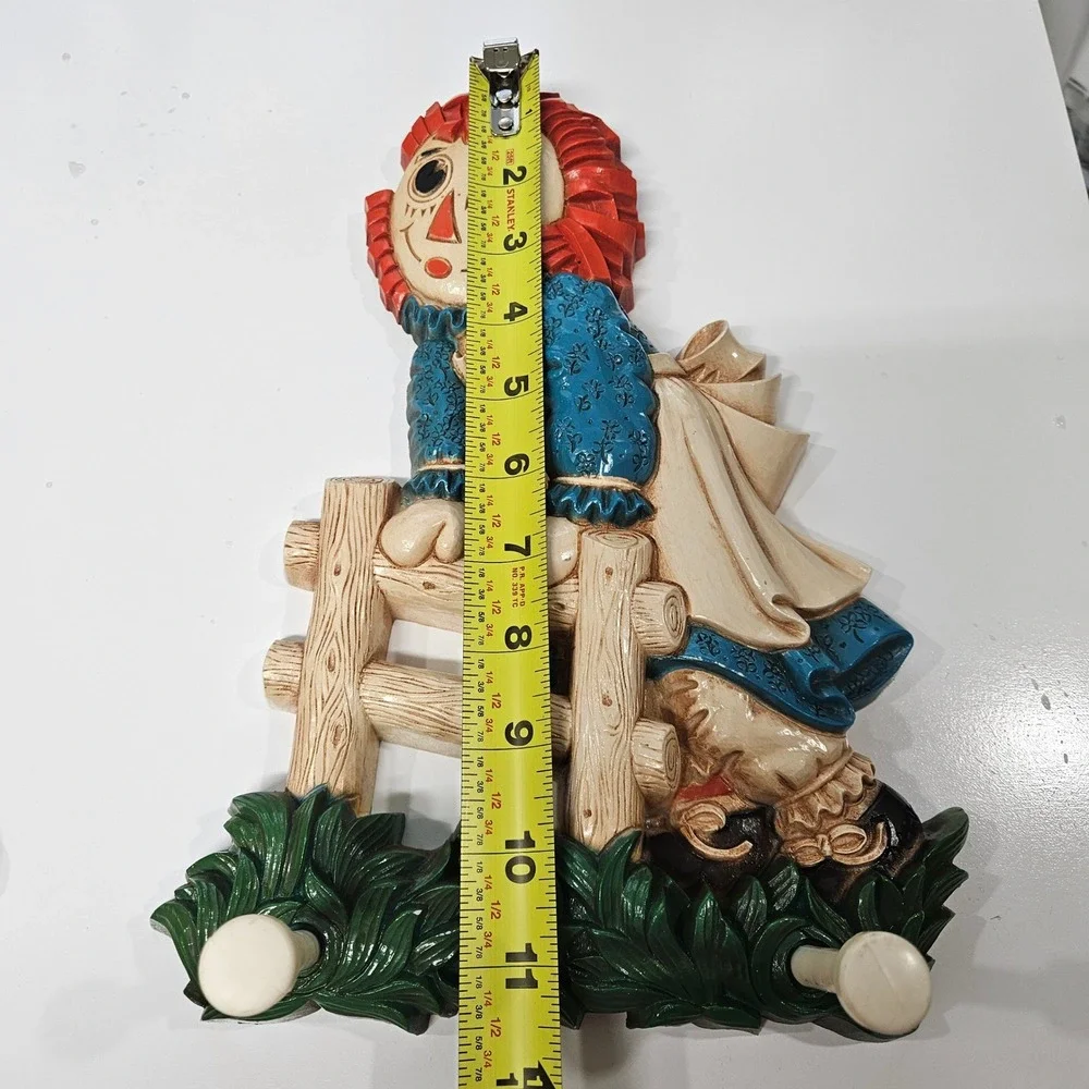 1977 Bobbs-Merrill Raggedy‎ Ann & Andy Plastic Coat Hanger Set of 2